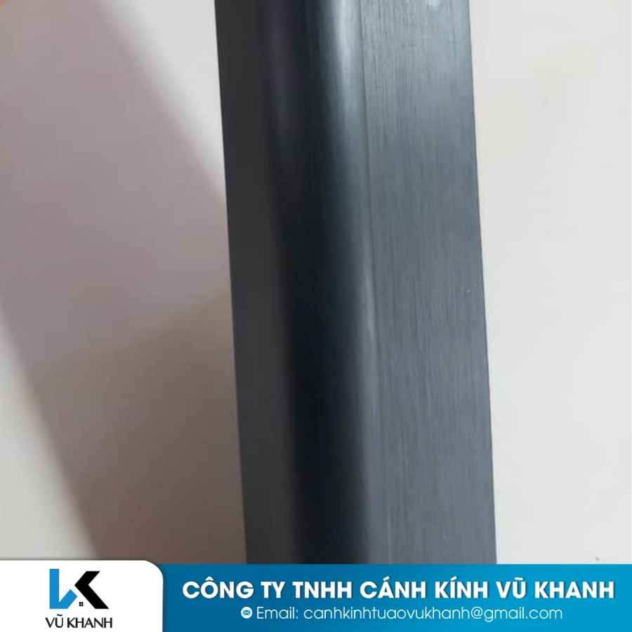 CÁNH KÍNH TỦ ÁO VŨ KHANH