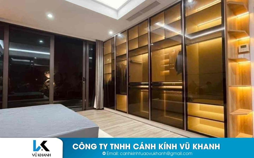 CÁNH KÍNH TỦ ÁO VŨ KHANH